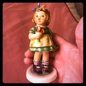 Hummell Goebel Figurine